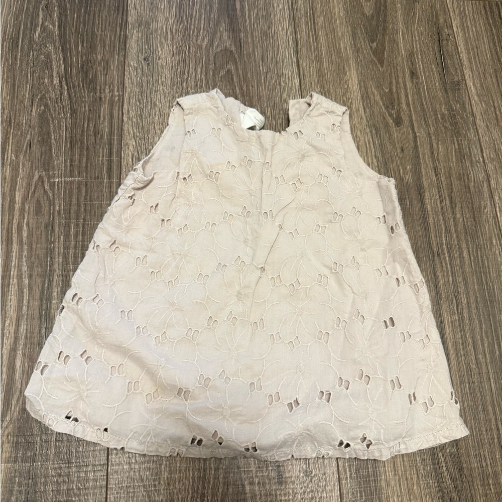 H&M Baby Girl Eyelet Gray Beige Tank Dress Size 4-6 Months